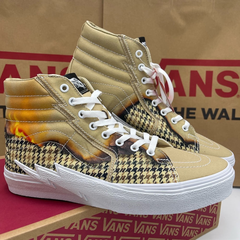 Vans WMNS Sk8-Hi Bolt (Big Reveal) Taos Taupe Sneakers 
 Houndstooth Pattern - Picture 7 of 16